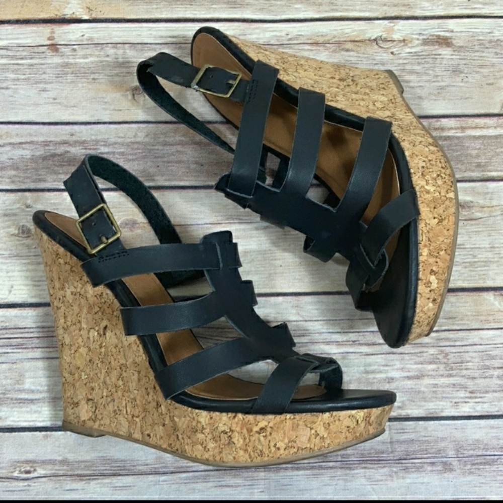Charlotte Russe Glory Strappy Wedge Sandals SZ 9